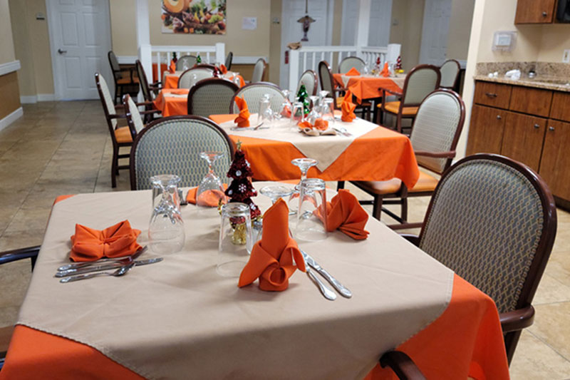 Dining area at Superior Residences of Cala Hills
